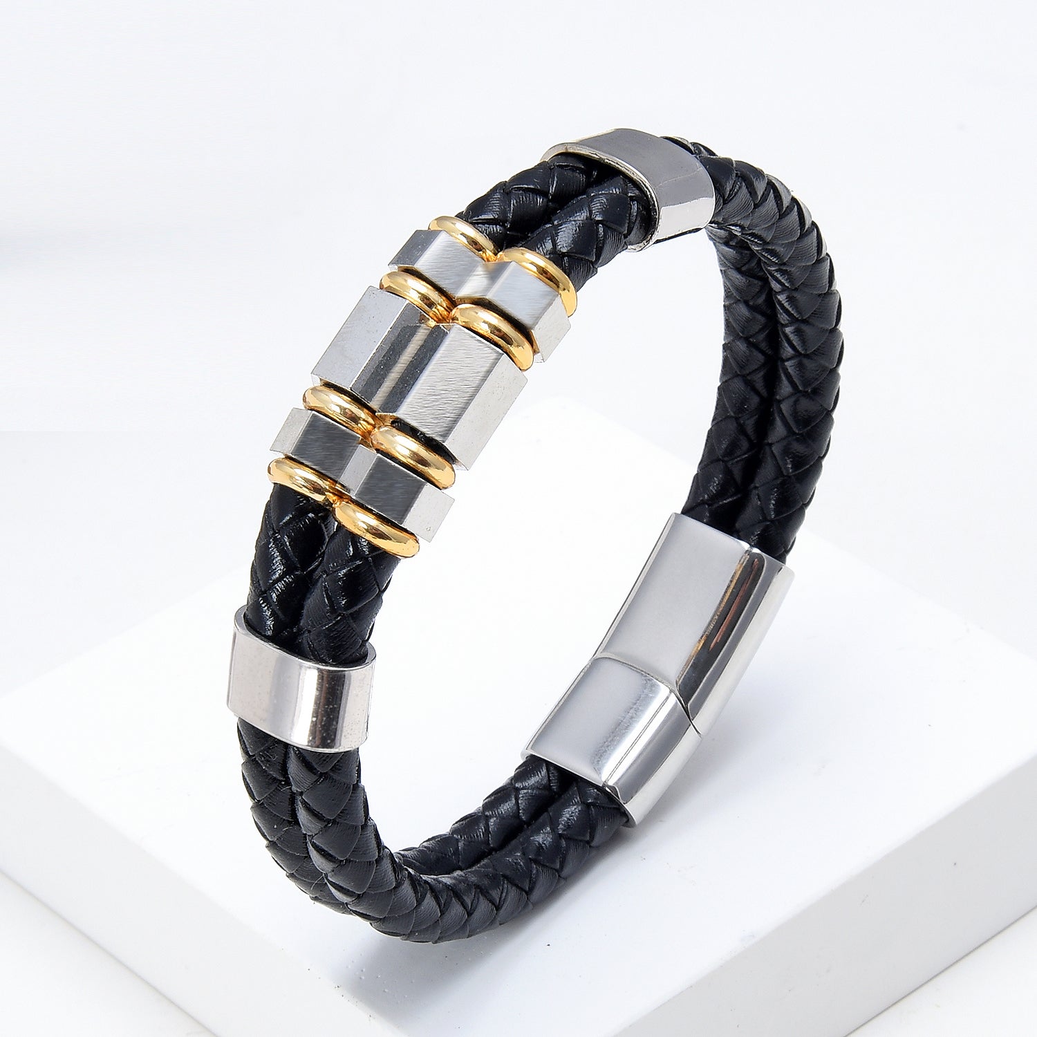 "lederarmband herren schlicht" "herren lederarmband fossil" "herren lederarmband mit gravur" "herren lederarmband braun" "lederarmband herren gunstig" "lederarmband herren tommy hilfiger" "lederarmband herren diesel" "lederarmband herren christ" "lederarmband herren mit gravur silber" "lederarmband silber herren" "lederarmband mit silber herren" "lederarmband herren sterling silber" "lederarmband herren mit silberschließe" "lederarmband herren silber verschluss"
