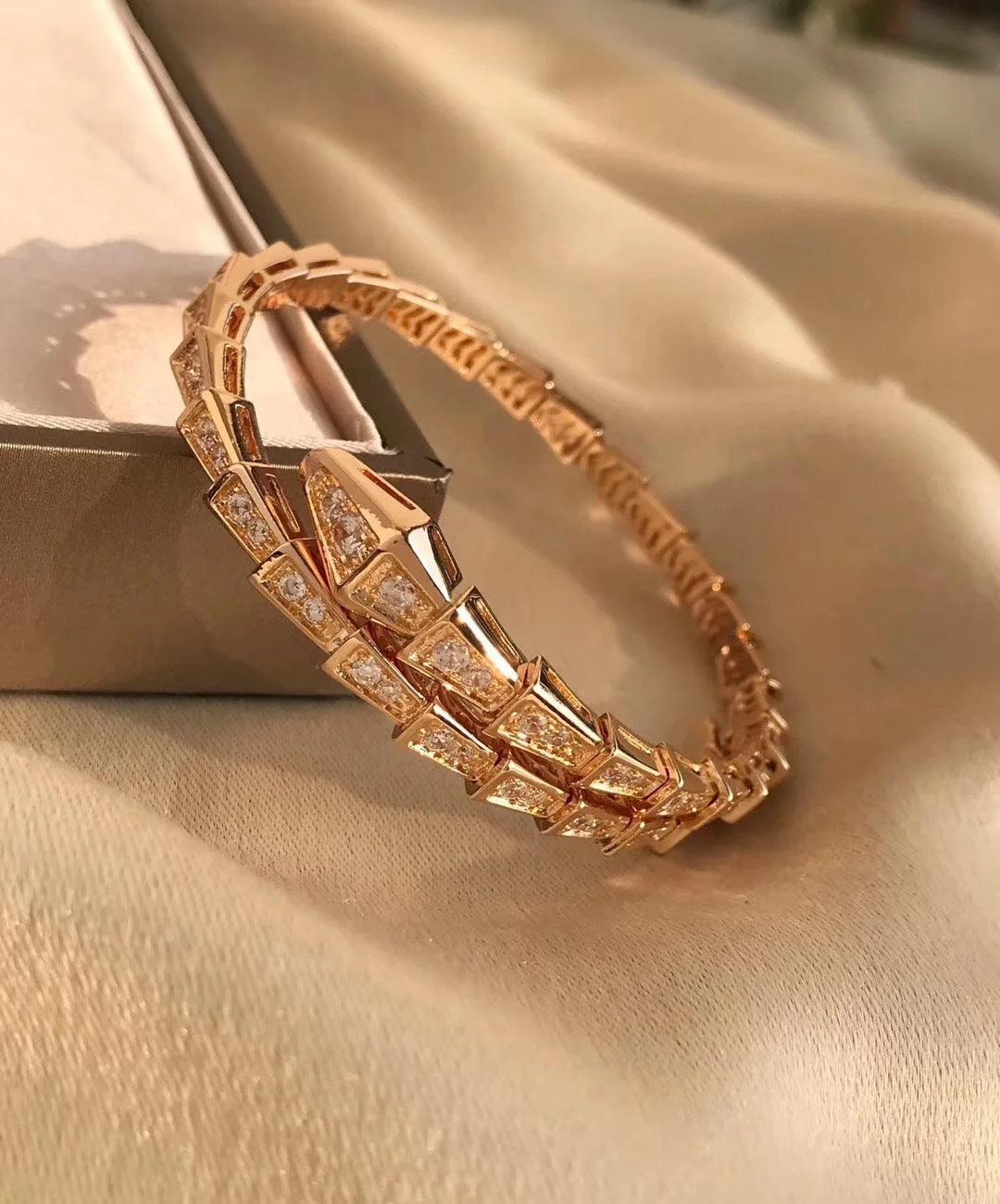 Damen Armband - Bao Jia Schlangenknochen bylotrend