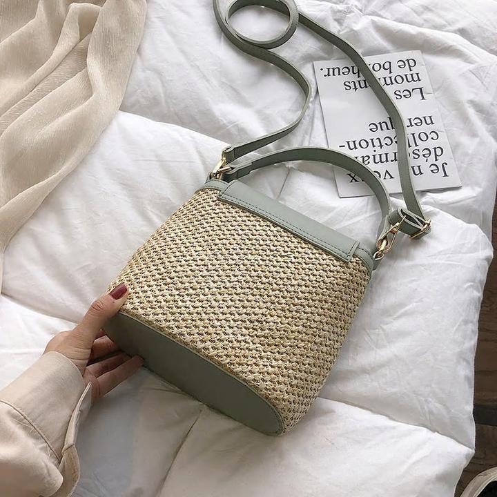 Damen Strandtasche aus Stroh bylotrend