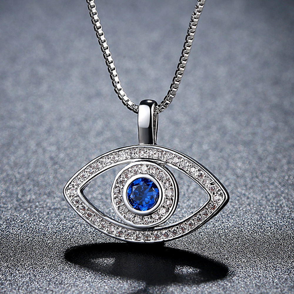 Halskette mit blauen Augen bylotrend