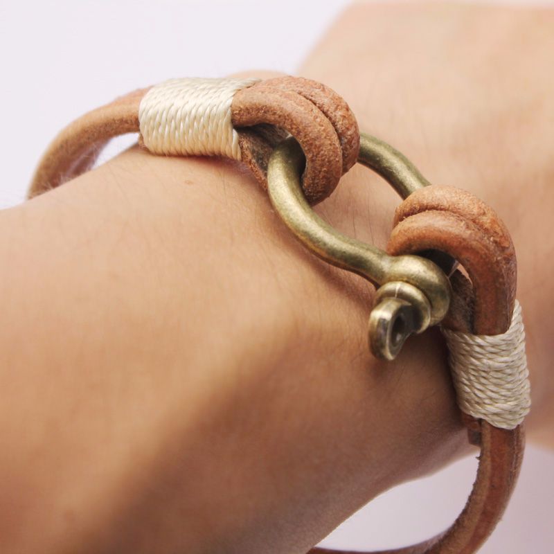 Herren Lederarmband Hufeisen Kaki bylotrend