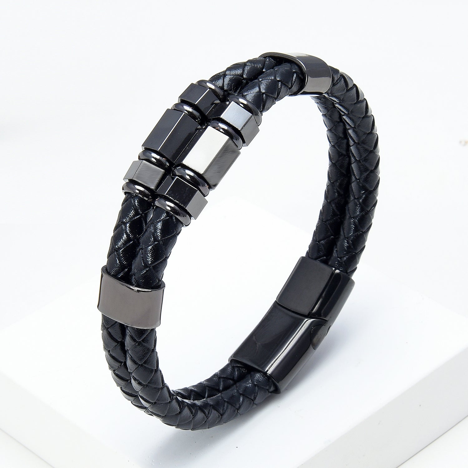 "lederarmband herren schlicht" "herren lederarmband fossil" "herren lederarmband mit gravur" "herren lederarmband braun" "lederarmband herren gunstig" "lederarmband herren tommy hilfiger" "lederarmband herren diesel" "lederarmband herren christ" "lederarmband herren mit gravur silber" "lederarmband silber herren" "lederarmband mit silber herren" "lederarmband herren sterling silber" "lederarmband herren mit silberschließe" "lederarmband herren silber verschluss"