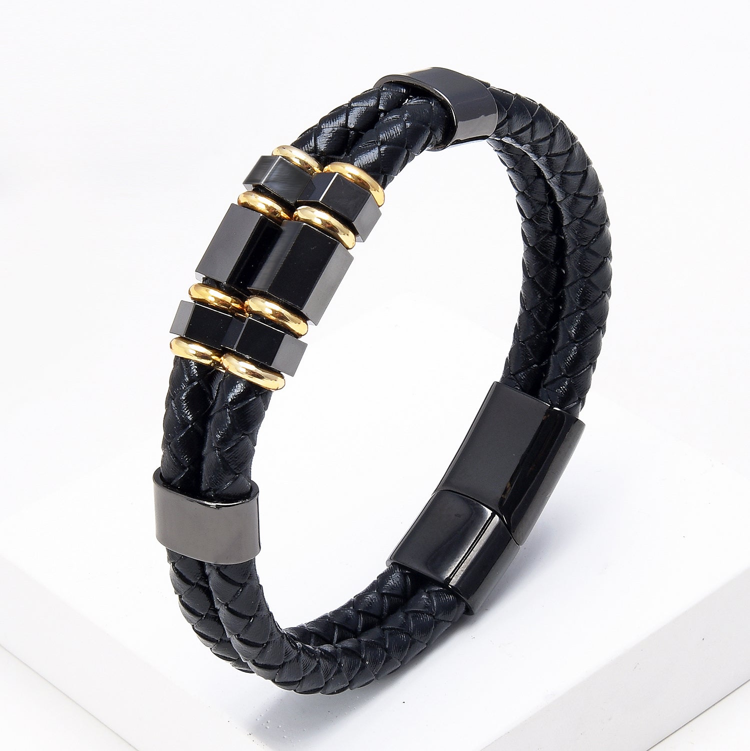 "lederarmband herren schlicht" "herren lederarmband fossil" "herren lederarmband mit gravur" "herren lederarmband braun" "lederarmband herren gunstig" "lederarmband herren tommy hilfiger" "lederarmband herren diesel" "lederarmband herren christ" "lederarmband herren mit gravur silber" "lederarmband silber herren" "lederarmband mit silber herren" "lederarmband herren sterling silber" "lederarmband herren mit silberschließe" "lederarmband herren silber verschluss"